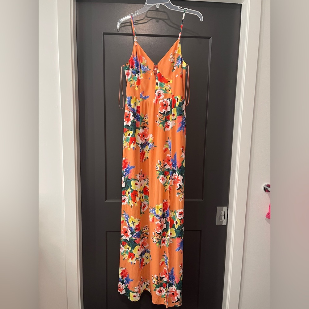 New never worn Express floral maxi dress